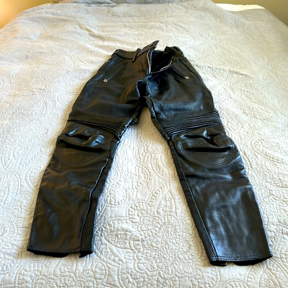 Vanson Women’s perforated, leather writing pants